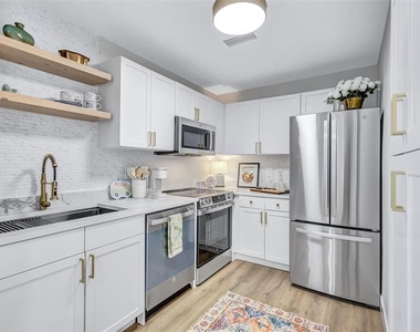 4836 Snook Drive Se - Photo Thumbnail 10