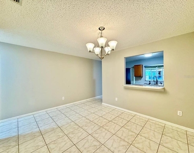 10823 Brickside Court - Photo Thumbnail 9