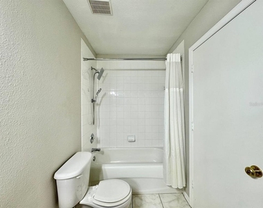 10823 Brickside Court - Photo Thumbnail 20