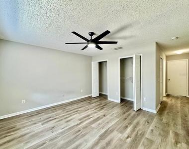 10823 Brickside Court - Photo Thumbnail 22