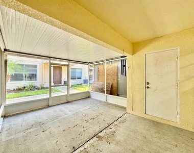 10823 Brickside Court - Photo Thumbnail 31