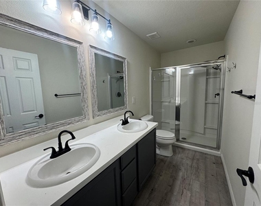 4806 Chatterton Way - Photo Thumbnail 21