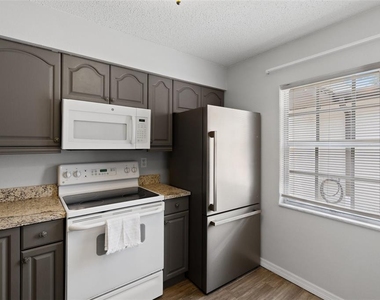 3137 Mission Grove Drive - Photo Thumbnail 12