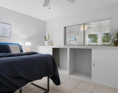 3137 Mission Grove Drive - Photo Thumbnail 8