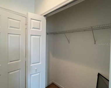 1712 Portofino Meadows Boulevard - Photo Thumbnail 10