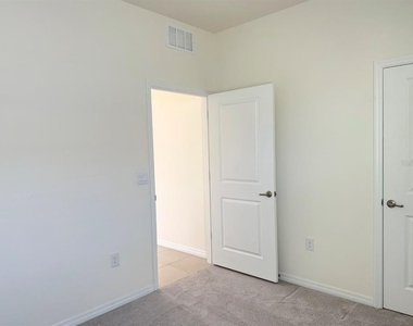5450 Nw 46th Lane Road - Photo Thumbnail 13