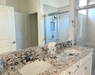5450 Nw 46th Lane Road - Photo Thumbnail 10