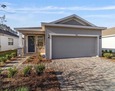5450 Nw 46th Lane Road - Photo Thumbnail 1