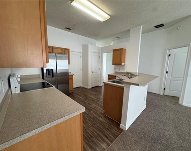 436 Danube Drive - Photo Thumbnail 4