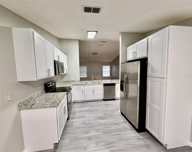 5490 Britan Drive - Photo Thumbnail 5