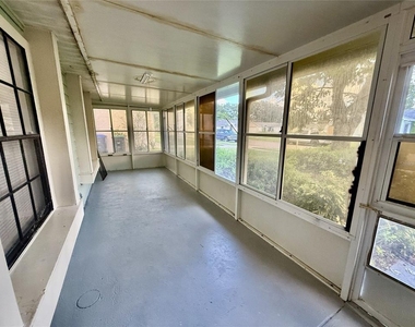 5490 Britan Drive - Photo Thumbnail 14