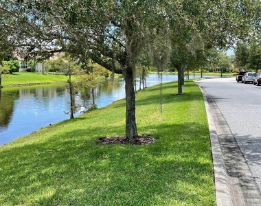 11956 Lorenza Lane - Photo Thumbnail 4