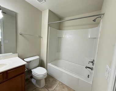 11956 Lorenza Lane - Photo Thumbnail 16
