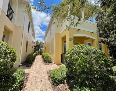 11956 Lorenza Lane - Photo Thumbnail 3