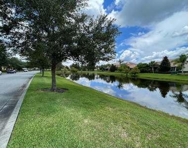 11956 Lorenza Lane - Photo Thumbnail 8
