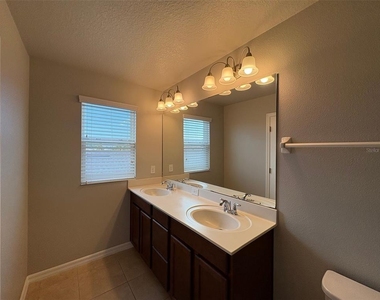 8332 Iron Mountain Trail - Photo Thumbnail 38