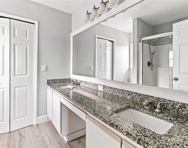1365 Carey Glen Cir - Photo Thumbnail 22