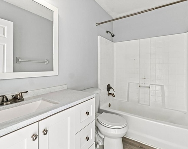 1365 Carey Glen Cir - Photo Thumbnail 14