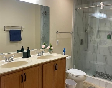 662 Rosselli Boulevard - Photo Thumbnail 16