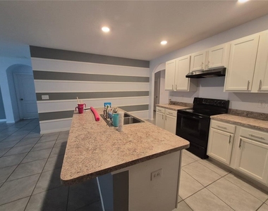 492 Honey Bell Road - Photo Thumbnail 2
