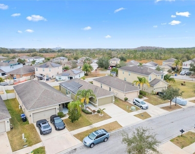 15407 Lost Creek Lane - Photo Thumbnail 26