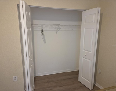 858 Grand Regency Point - Photo Thumbnail 12