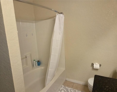 858 Grand Regency Point - Photo Thumbnail 14