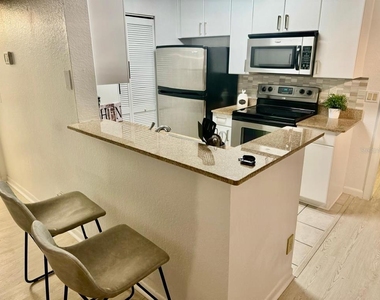 11538 Westwood Blvd - Photo Thumbnail 11