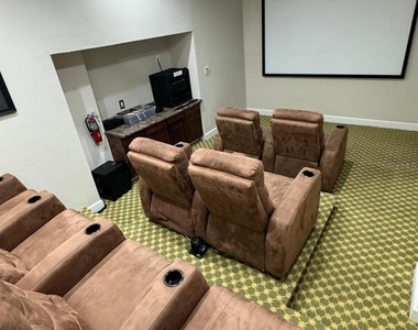 11538 Westwood Blvd - Photo Thumbnail 16
