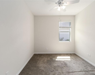 1651 Chatsworth Circle - Photo Thumbnail 19