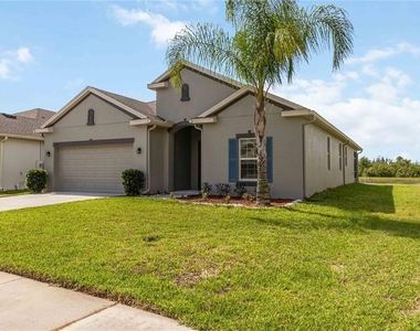 1651 Chatsworth Circle - Photo Thumbnail 2