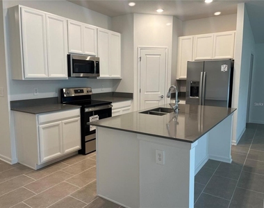 1238 Fury Street - Photo Thumbnail 2