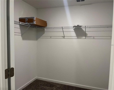 1238 Fury Street - Photo Thumbnail 11