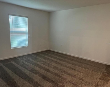 1238 Fury Street - Photo Thumbnail 9