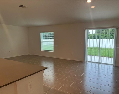 1238 Fury Street - Photo Thumbnail 3