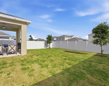6825 Wilson Hammock Avenue - Photo Thumbnail 12