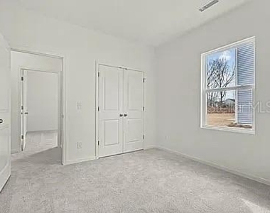 488 Conway Avenue - Photo Thumbnail 5