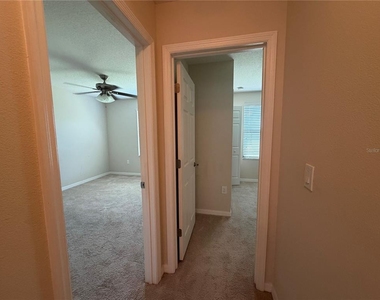 2432 Seven Oaks Drive - Photo Thumbnail 27