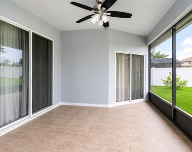 2711 Patrician Circle - Photo Thumbnail 8