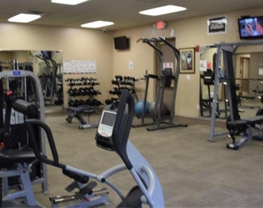 2555 Carrickton Circle - Photo Thumbnail 27