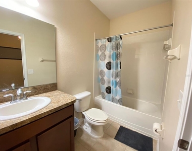 2555 Carrickton Circle - Photo Thumbnail 14