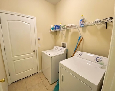 2555 Carrickton Circle - Photo Thumbnail 22