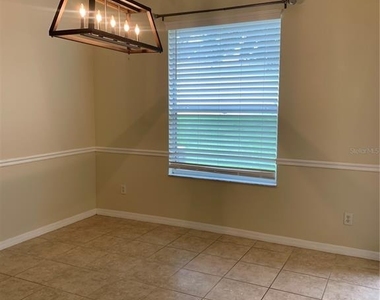 3741 Woodleaf Court - Photo Thumbnail 7
