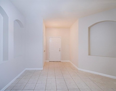 3351 Whitestone Circle - Photo Thumbnail 4
