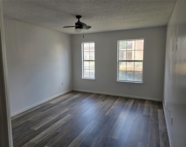 12311 Lantana Park Lane - Photo Thumbnail 7
