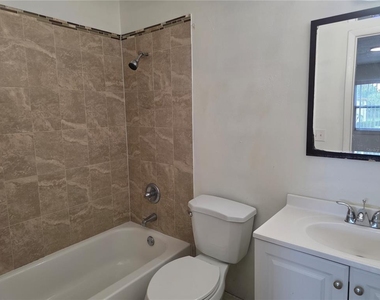 2408 Barley Club Court - Photo Thumbnail 6