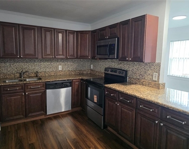 2408 Barley Club Court - Photo Thumbnail 3