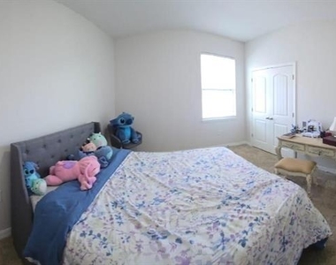 1437 Tawny Ridge Road - Photo Thumbnail 16