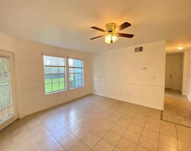 6166 Westgate Drive - Photo Thumbnail 10