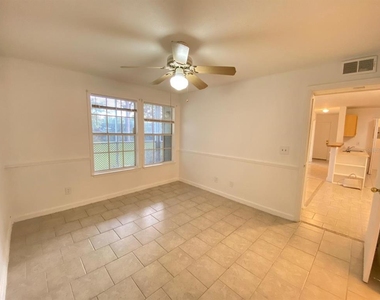 6166 Westgate Drive - Photo Thumbnail 12